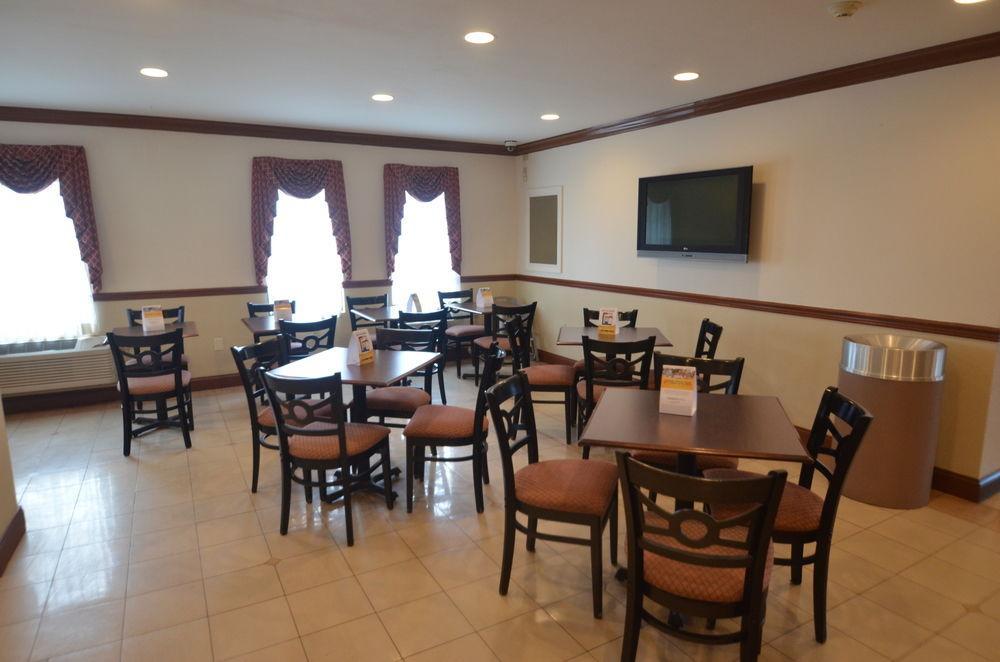 Comfort Inn & Suites Quakertown Eksteriør billede